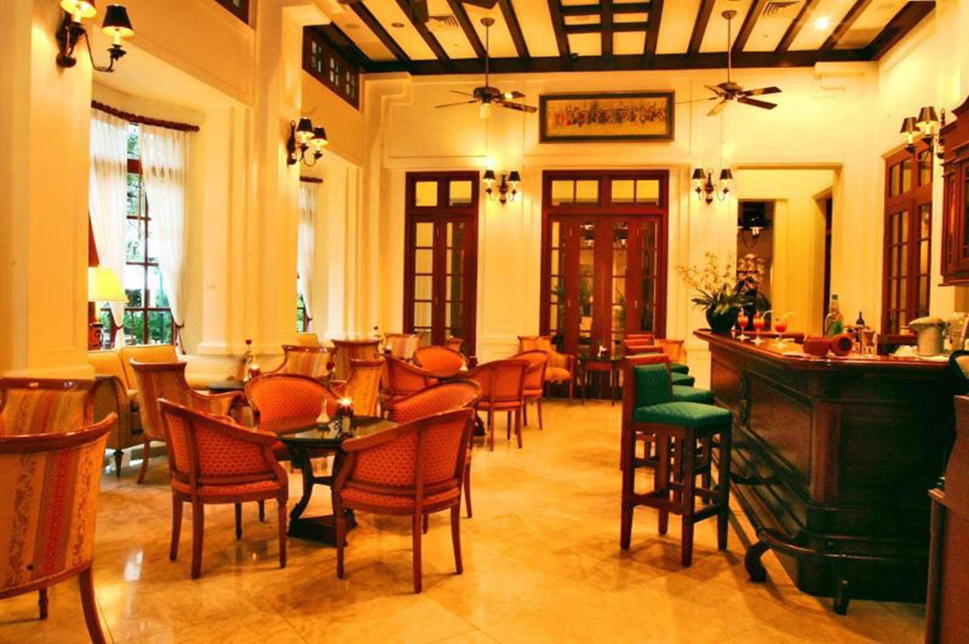 Settha Palace Hotel Vientiane Exterior photo