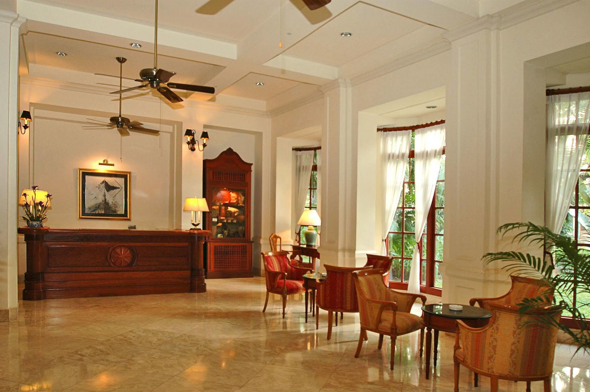 Settha Palace Hotel Vientiane Exterior photo